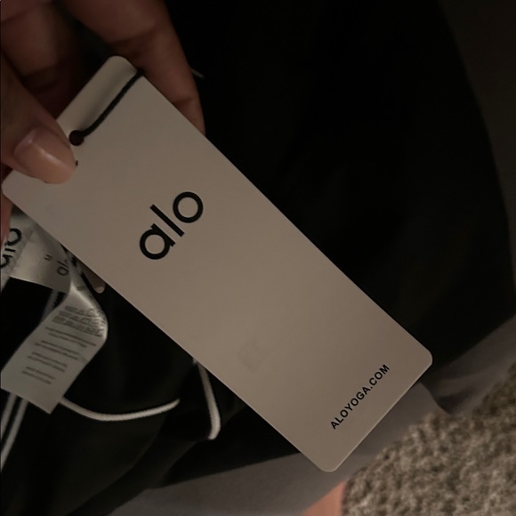 ALO Yoga Black and White Sports Set - Picture 5 of 5